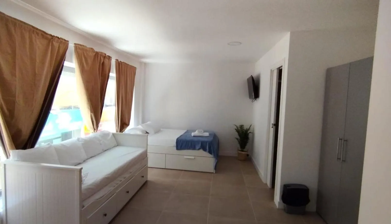 Apartment Apartamento Hawkins Costa 1A Algeciras